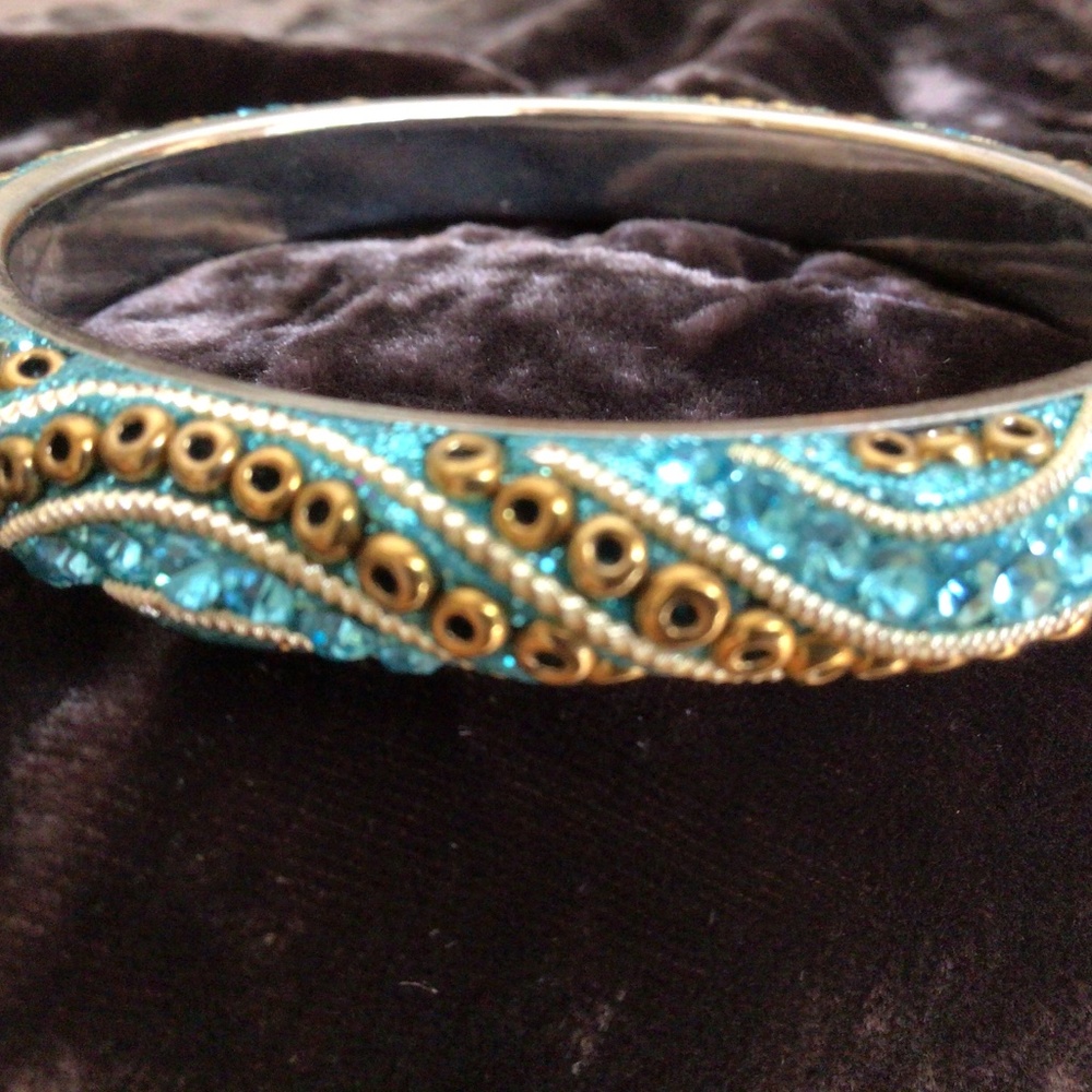 Turquoise rhinestones and gold bracelet